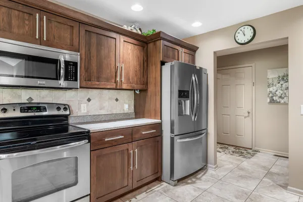 $363,900 | 8735 Kilikenny Cove, Fort Wayne, IN 46835