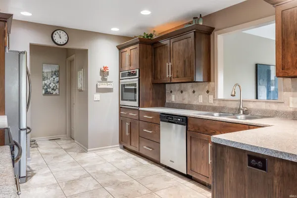 $363,900 | 8735 Kilikenny Cove, Fort Wayne, IN 46835