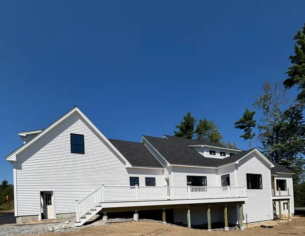 $2,100,000 | 32 Colby Farm Road, Chester, NH 03036