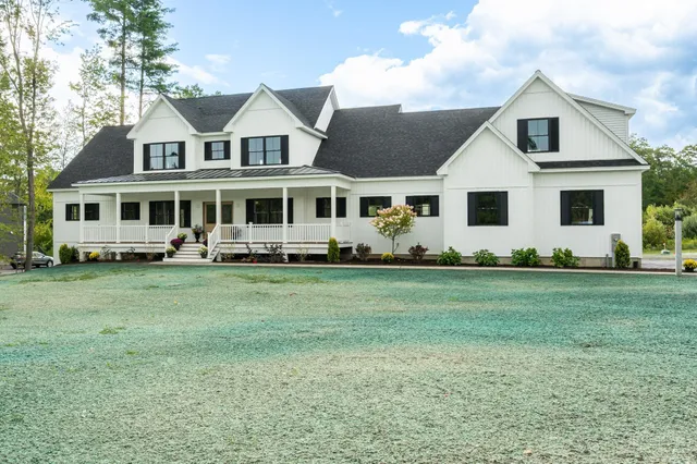 $2,100,000 | 32 Colby Farm Road, Chester, NH 03036