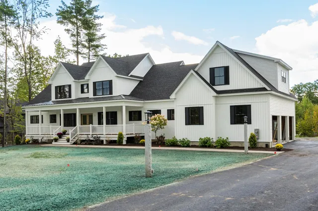 $2,100,000 | 32 Colby Farm Road, Chester, NH 03036