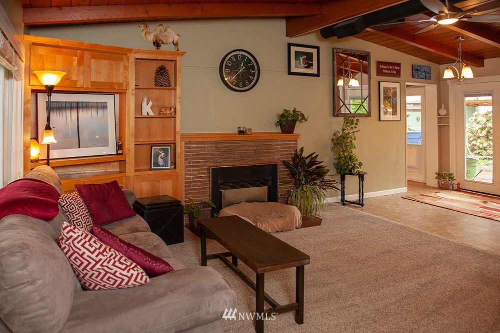 10542 Sterling Road Sedro-Woolley, WA 98284 - Photo 4 of 25 Gallery Image 4