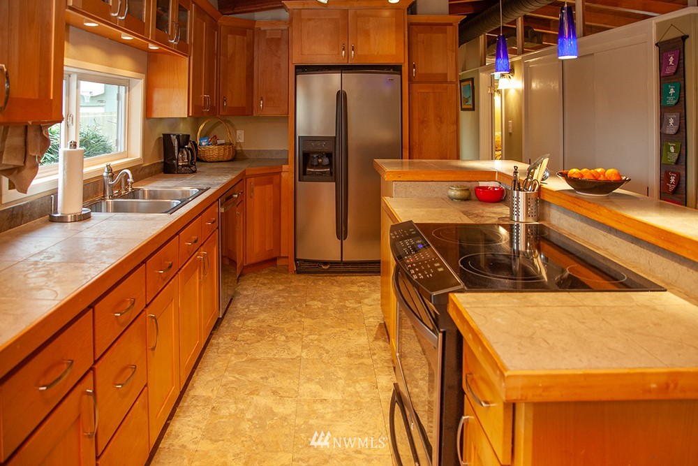 10542 Sterling Road Sedro-Woolley, WA 98284 - Photo 6 of 25 Gallery Image 6