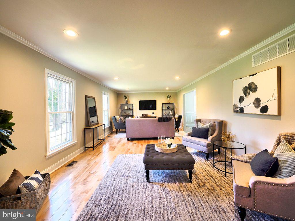 13612 Brookline Road Baldwin, MD 21013 - Photo 10 of 44 Formal Living Room w/ New Hardwood Floors