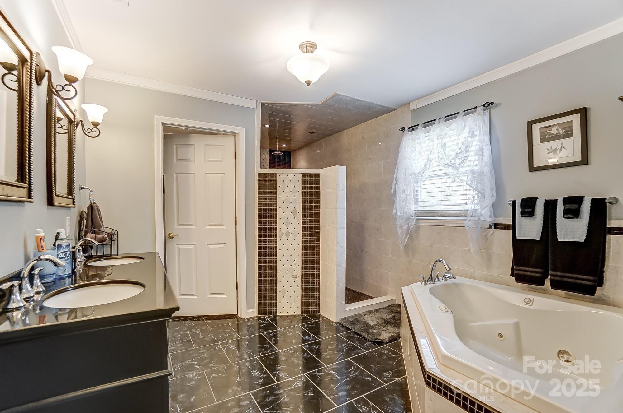 211 Spring Street Belmont, NC 28012 - Photo 5 of 19