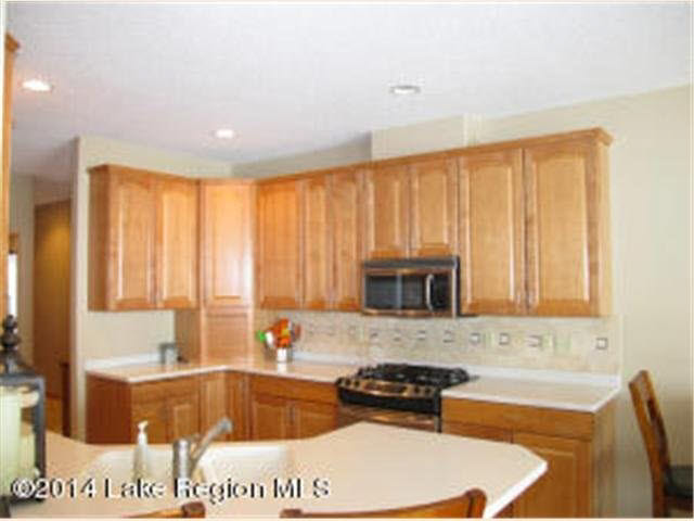 46290 Marin Bay Loop Perham, MN 56573 - Photo 8 of 38