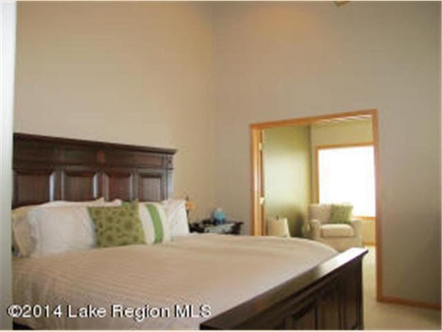 46290 Marin Bay Loop Perham, MN 56573 - Photo 10 of 38