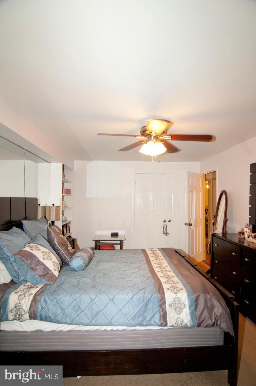 8733 Ridge Hollow Court Springfield, VA 22152 - Photo 15 of 30 Bedroom (Master)