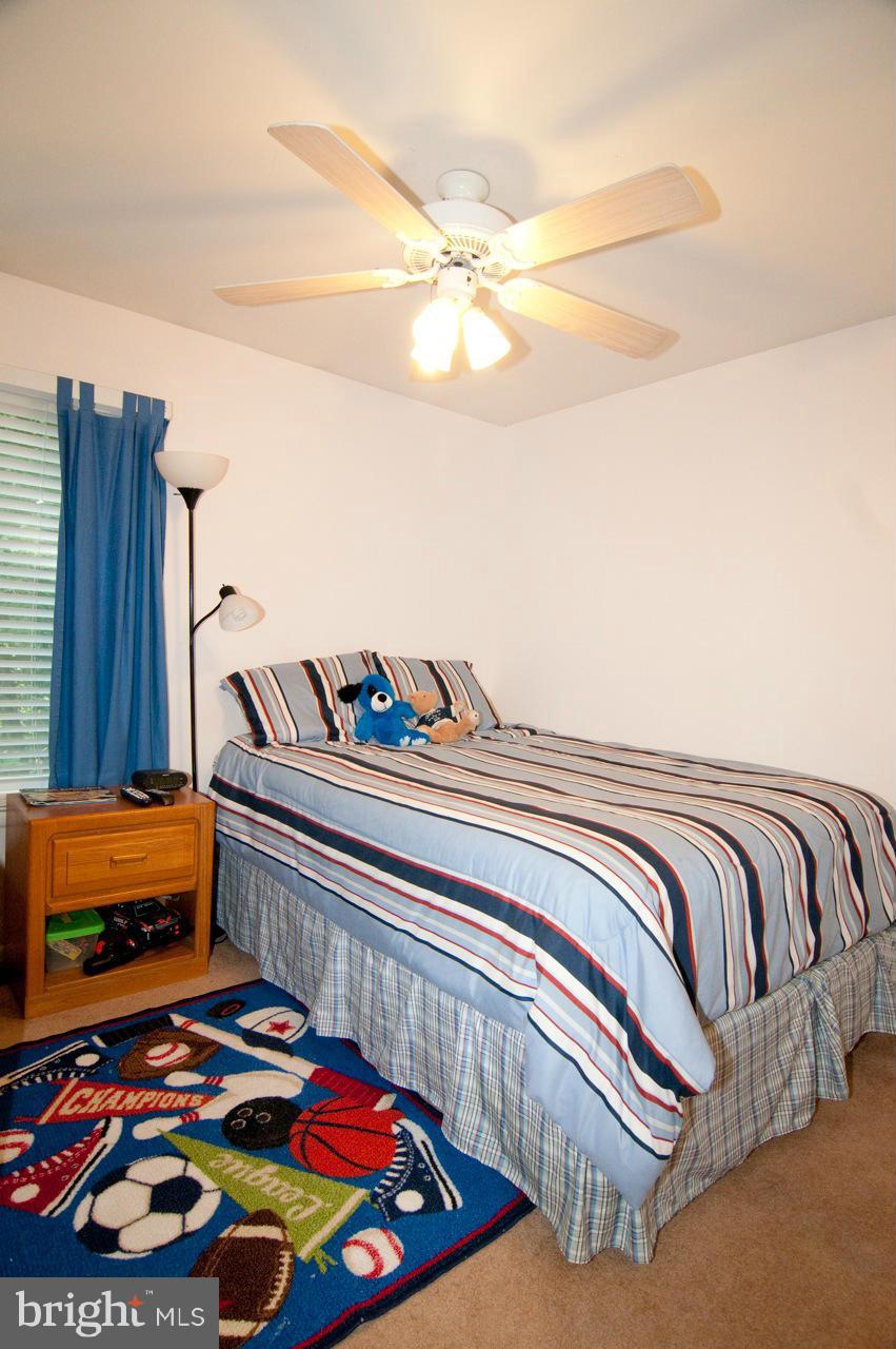8733 Ridge Hollow Court Springfield, VA 22152 - Photo 20 of 30 Bedroom 3