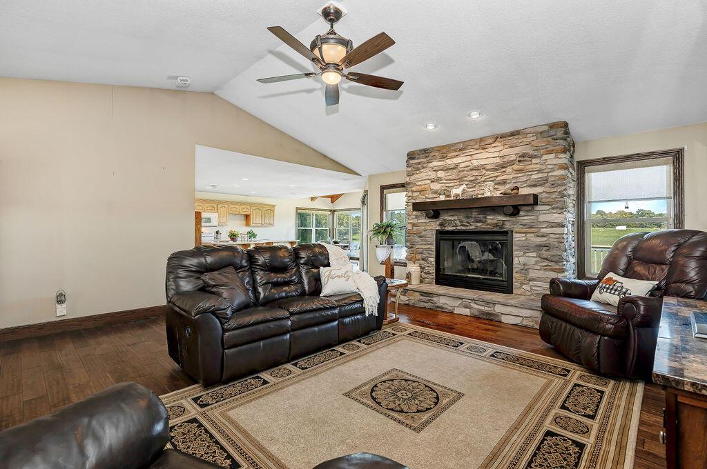 6200 Farm View Road Mount Vernon, OH 43050 - Photo 18 of 116 Gallery Image 18
