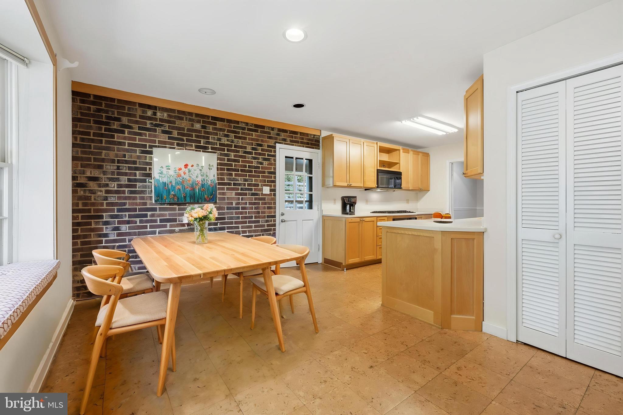 6713 Bellamy Avenue Springfield, VA 22152 - Photo 14 of 49