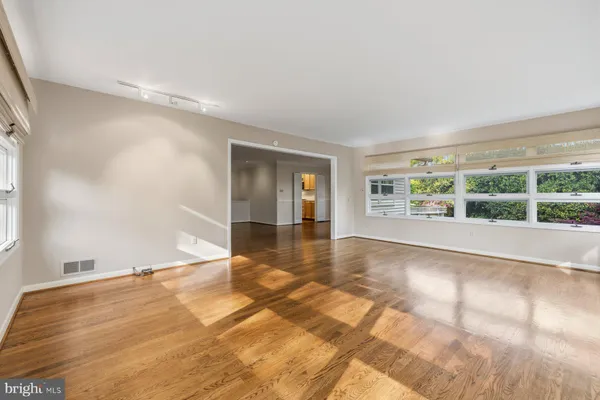 $975,000 | 6713 Bellamy Avenue, Springfield, VA 22152