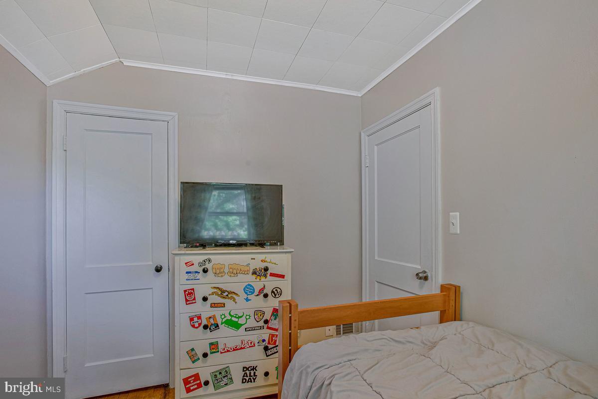 8438 Oakleigh Road Baltimore, MD 21234 - Photo 18 of 33 Bedroom 2