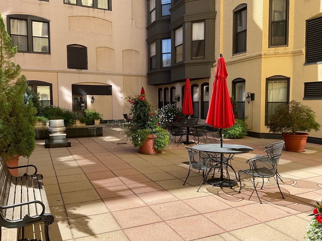 4 Charlesgate East, Unit 107 Boston, MA 02215 - Photo 11 of 23 a view of a building with sitting area