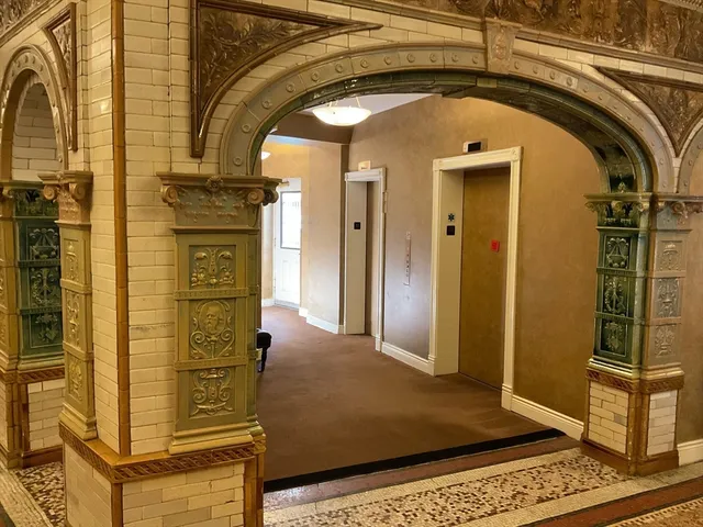 $759,900 | 4 Charlesgate East, Unit 107, Boston, MA 02215