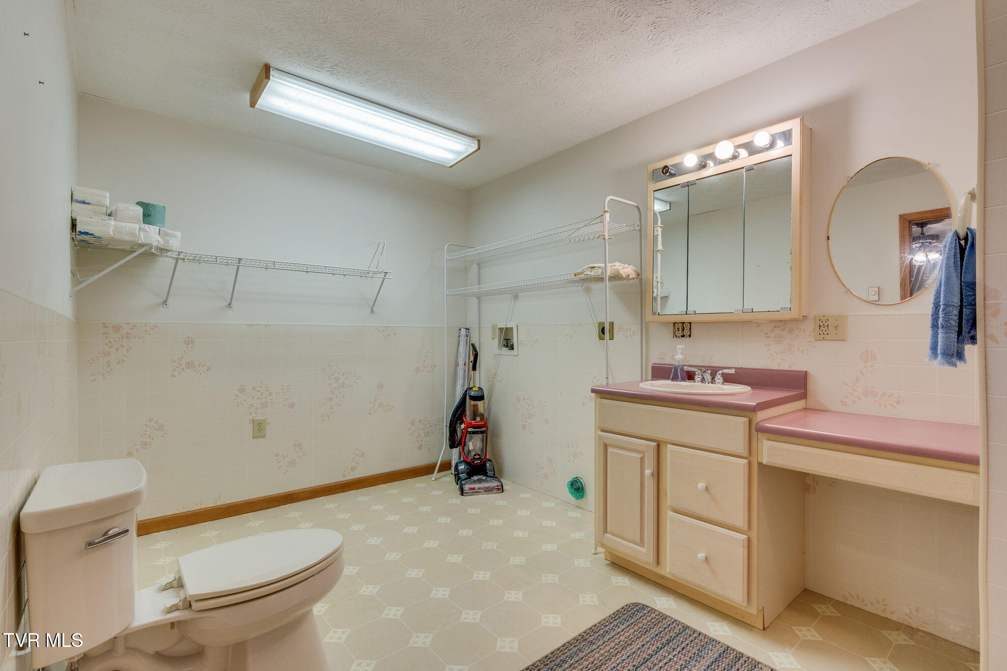 963 Big Ridge Road Kingsport, TN 37660 - Photo 46 of 66 045