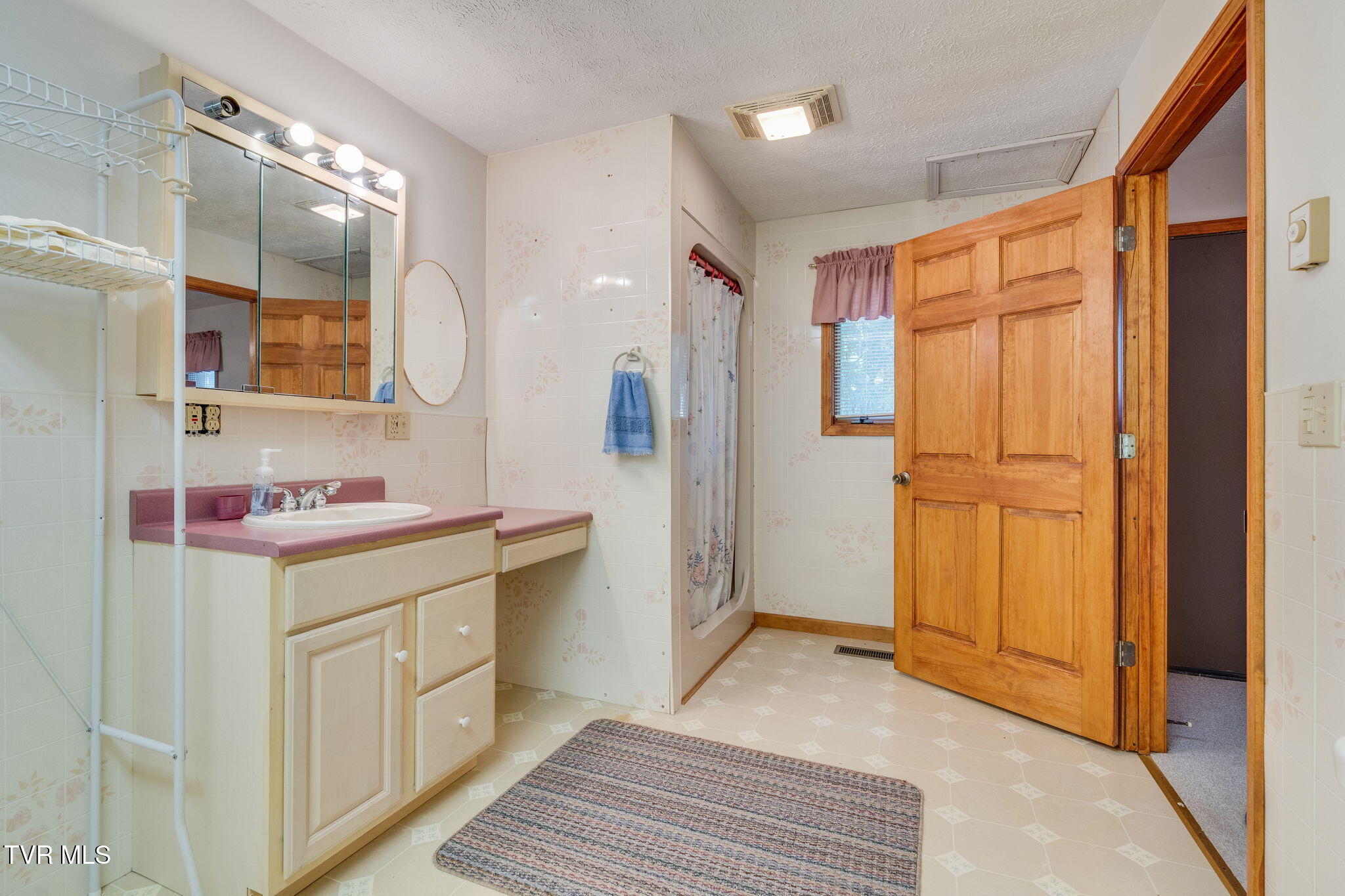 963 Big Ridge Road Kingsport, TN 37660 - Photo 47 of 66 046