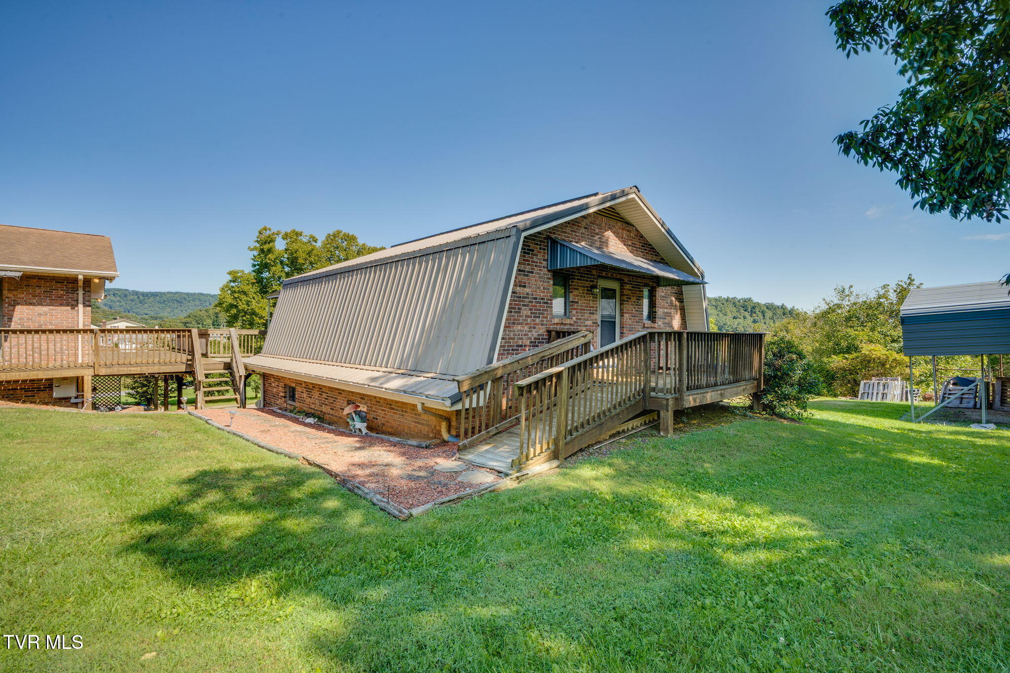 963 Big Ridge Road Kingsport, TN 37660 - Photo 50 of 66 049