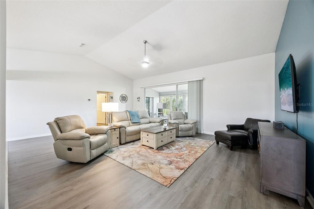 27308 Racquet Circle Leesburg, FL 34748 - Photo 13 of 74