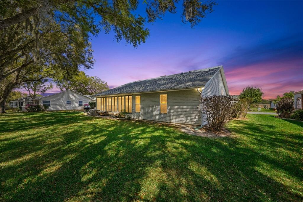 27308 Racquet Circle Leesburg, FL 34748 - Photo 2 of 74