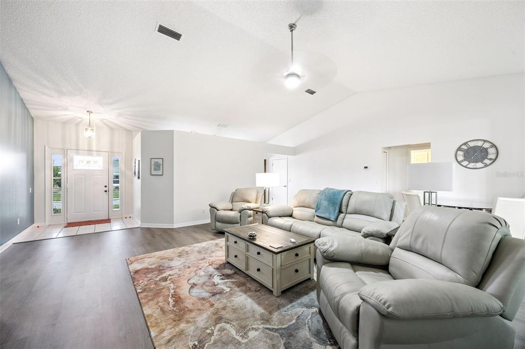 27308 Racquet Circle Leesburg, FL 34748 - Photo 10 of 74