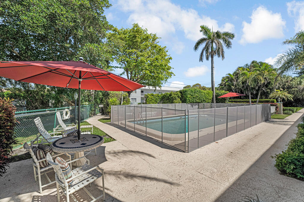 6590 North Ocean Boulevard, Unit 3 Ocean Ridge, FL 33435 - Photo 38 of 48 07