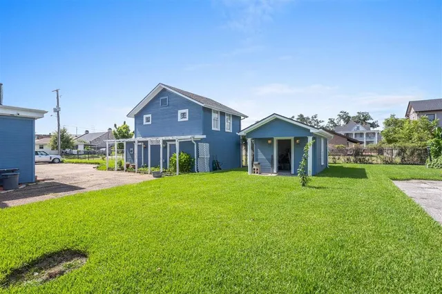 $542,500 | 905 Pujo Street, Lake Charles, LA 70601