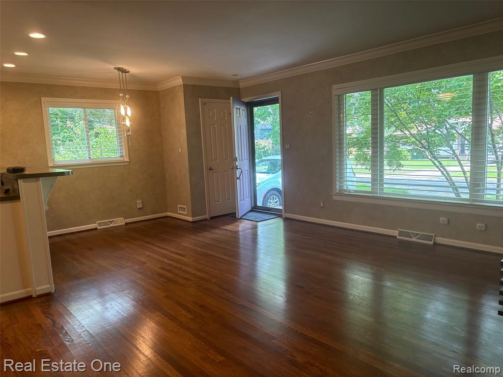 290 Winry Drive Rochester, MI 48307 - Photo 7 of 33
