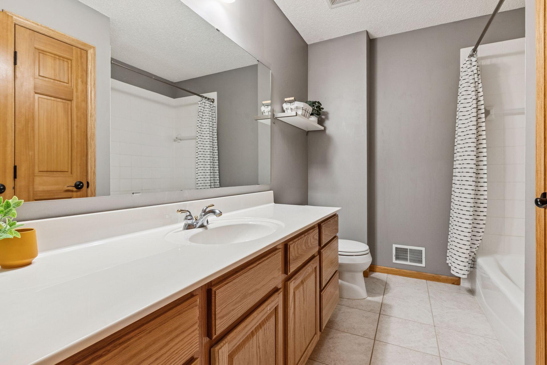 10612 Alison Way Inver Grove Heights, MN 55077 - Photo 35 of 56