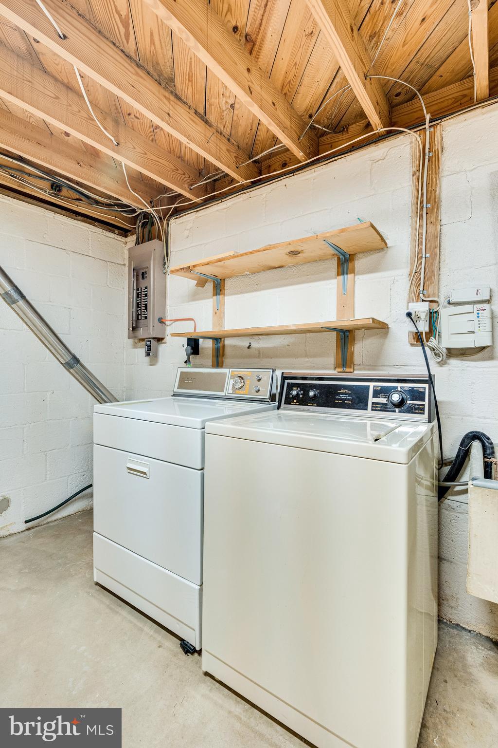 8704 Clydesdale Road Springfield, VA 22151 - Photo 28 of 37