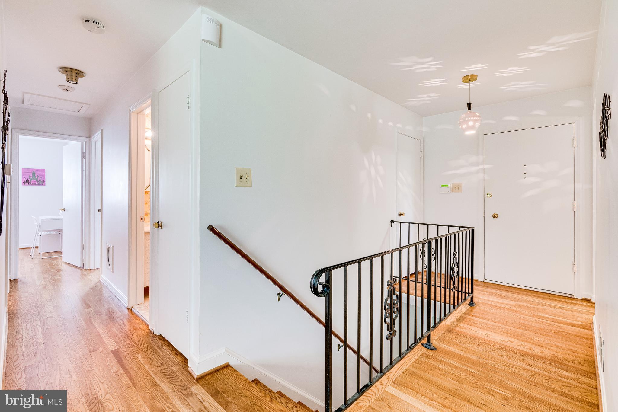 8704 Clydesdale Road Springfield, VA 22151 - Photo 5 of 37