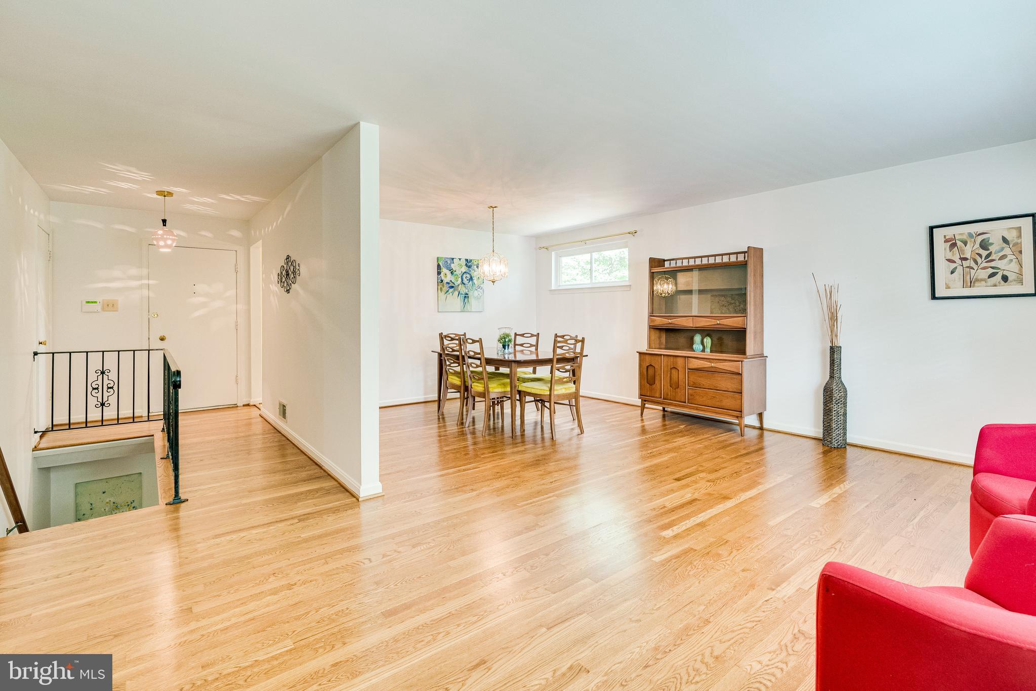 8704 Clydesdale Road Springfield, VA 22151 - Photo 8 of 37
