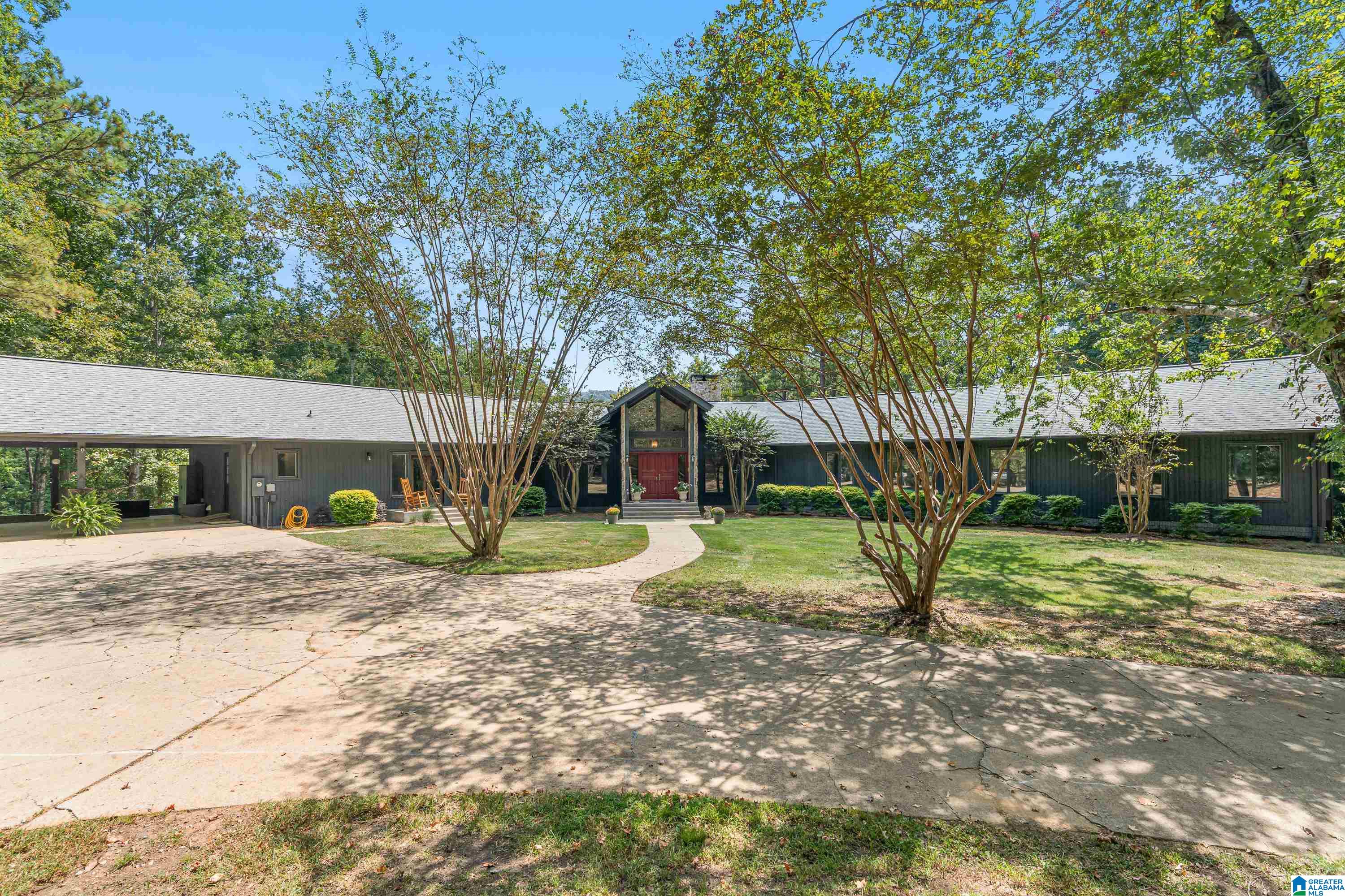 9215 Bear Creek Road Sterrett, AL 35147 - Photo 2 of 99