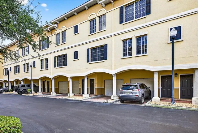 $389,000 | 5214 Hampton Beach Place, Tampa, FL 33609