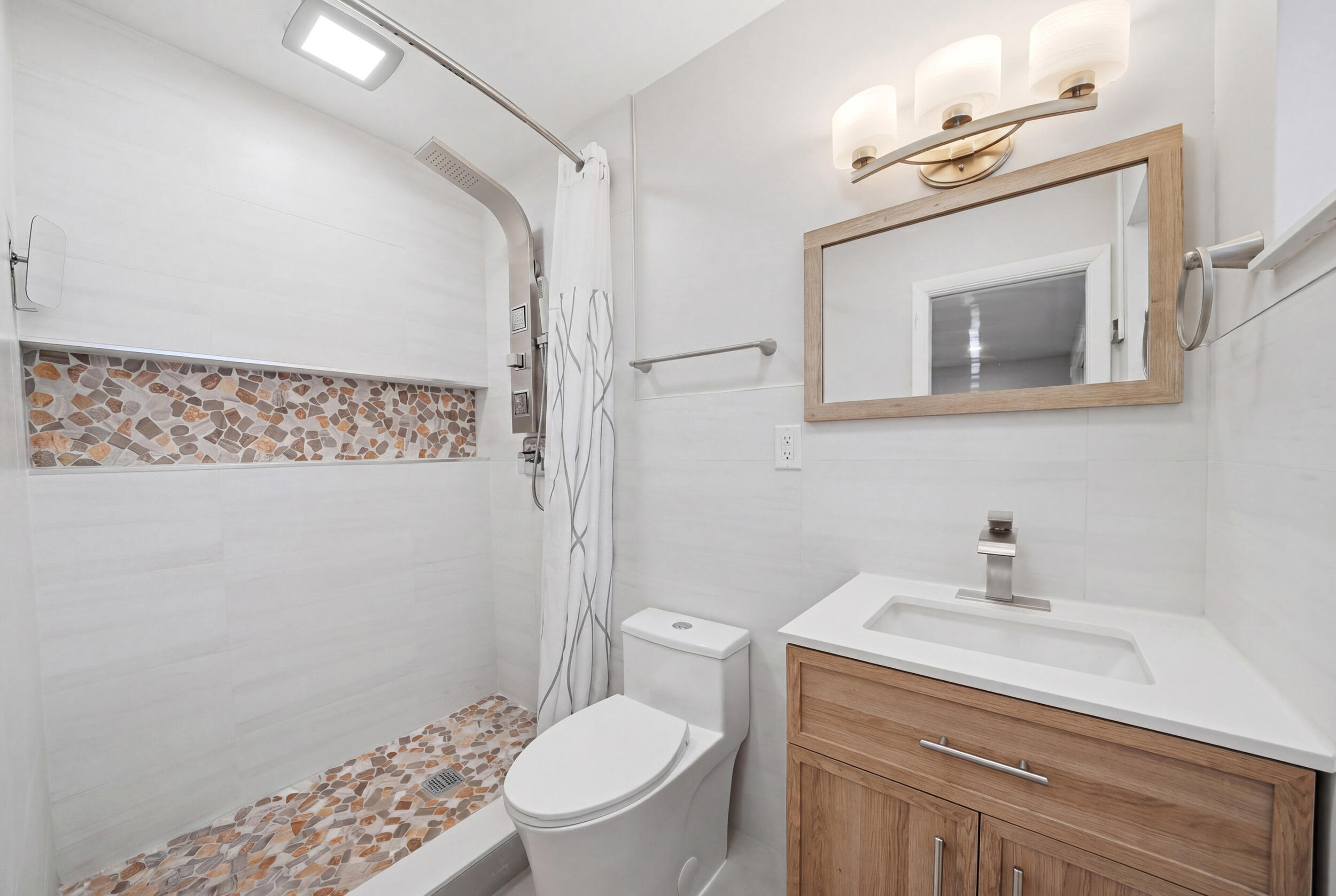 6410 Harding Street Hollywood, FL 33024 - Photo 14 of 32 38_154