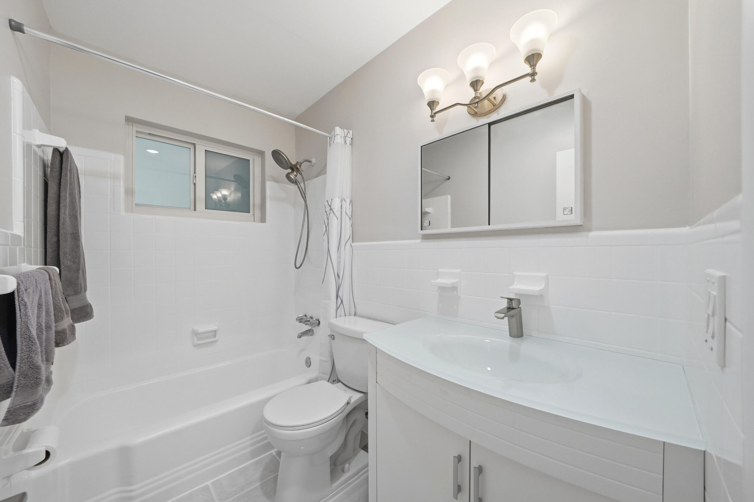 6410 Harding Street Hollywood, FL 33024 - Photo 16 of 32 42_174