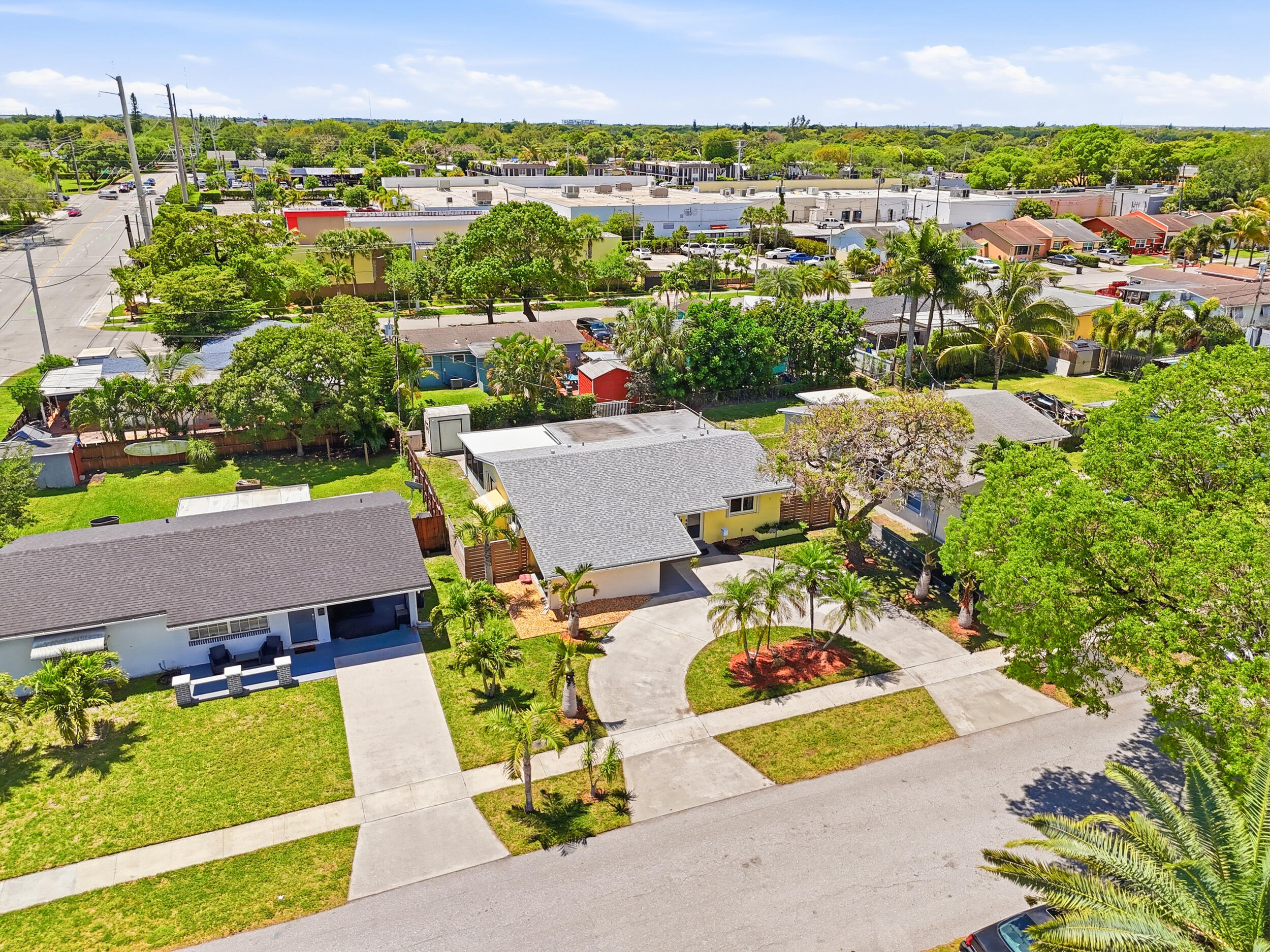 6410 Harding Street Hollywood, FL 33024 - Photo 31 of 32 3_009