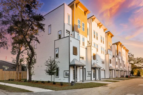 $569,000 | 1150 Valdosta Street, Unit 202, North Charleston, SC 29405