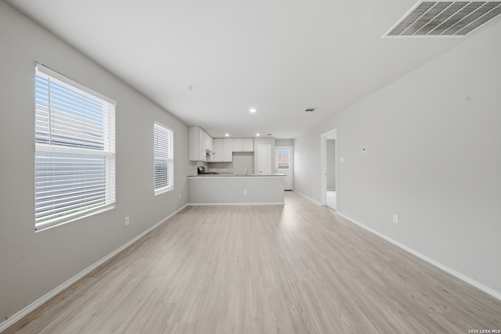 423 Ambush Ridge San Antonio, TX 78220 - Photo 7 of 19