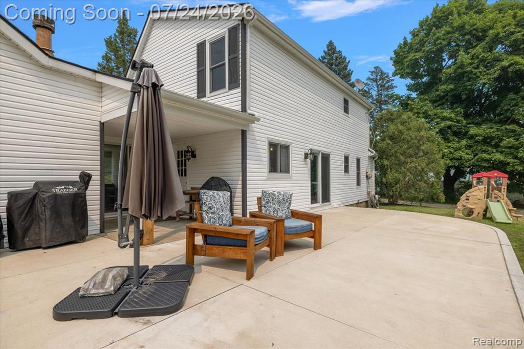 3365 Maybee Road Lake Orion, MI 48359 - Photo 5 of 61