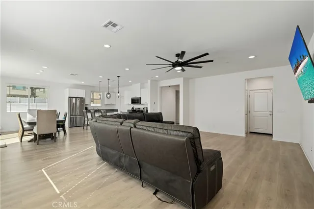 $729,000 | 36300 Firelight Circle, Wildomar, CA 92595