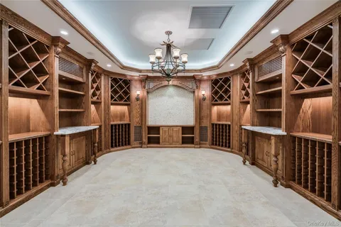 $9,000,000 | 4 Valentine Farm Court, Glen Head, NY 11545