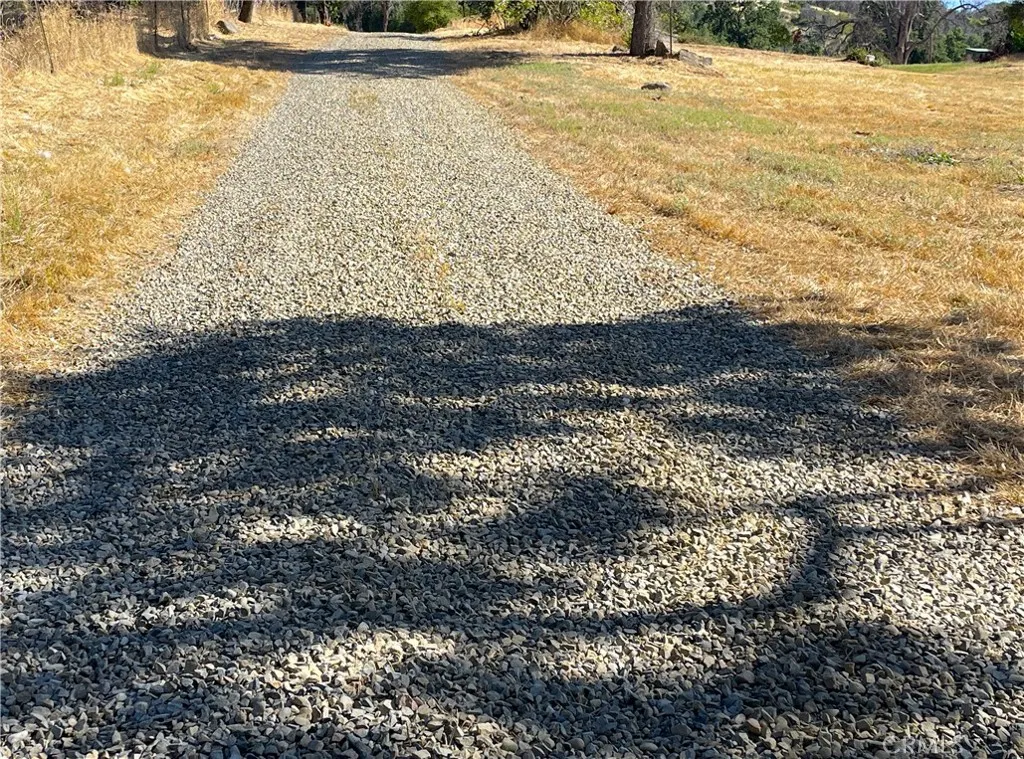 705 Triangle Road Mariposa, CA 95338 - Photo 3 of 14