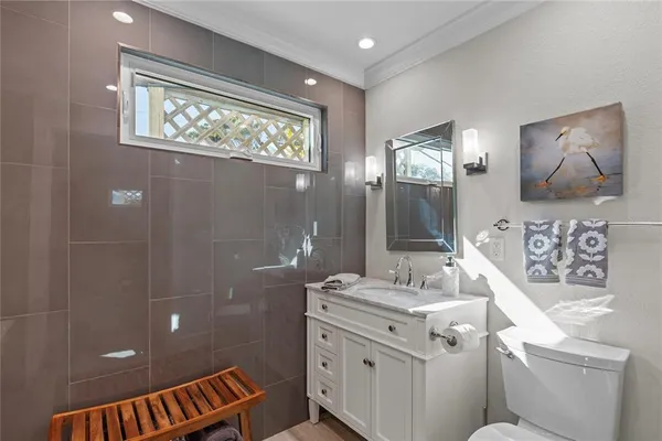 $10,900 | 135 93rd Avenue, Treasure Island, FL 33706