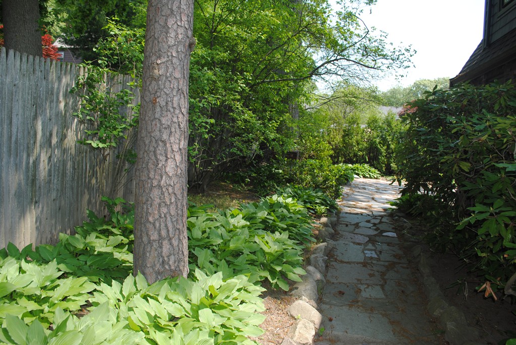 46 Stoney Brae Road Quincy, MA 02170 - Photo 24 of 24 Gallery Image 24