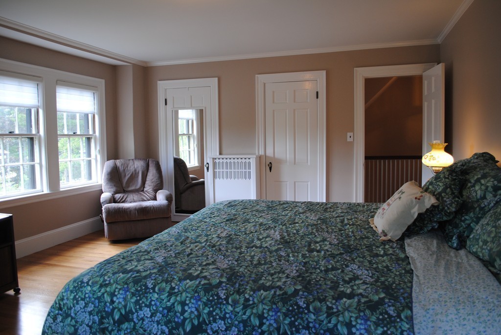46 Stoney Brae Road Quincy, MA 02170 - Photo 8 of 24 Gallery Image 8