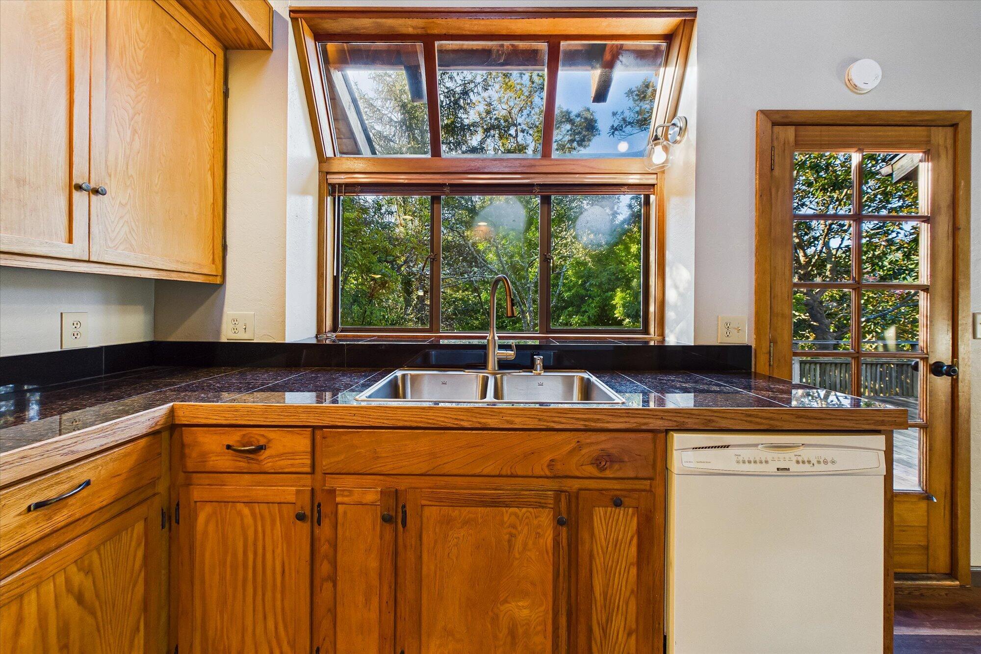 7587 Elk River Road Eureka, CA 95503 - Photo 19 of 48 19-7587 Elk River Rd-122