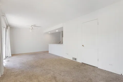 $349,000 | 609 Carriage Hill Drive, Glenview, IL 60025