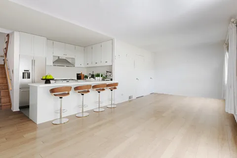 $349,000 | 609 Carriage Hill Drive, Glenview, IL 60025