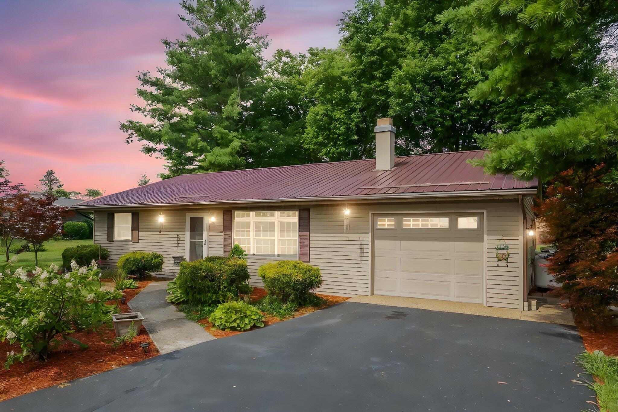 1799 Kauffman Road Marion, OH 43302 - Photo 1 of 60 1-web-or-mls-1799 Kauffman Rd-101 day to